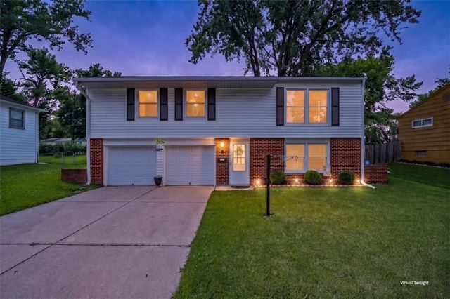 13124 Herrick Avenue, Grandview, MO 64030