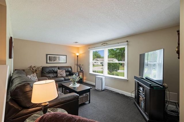 13124 Herrick Avenue, Grandview, MO 64030