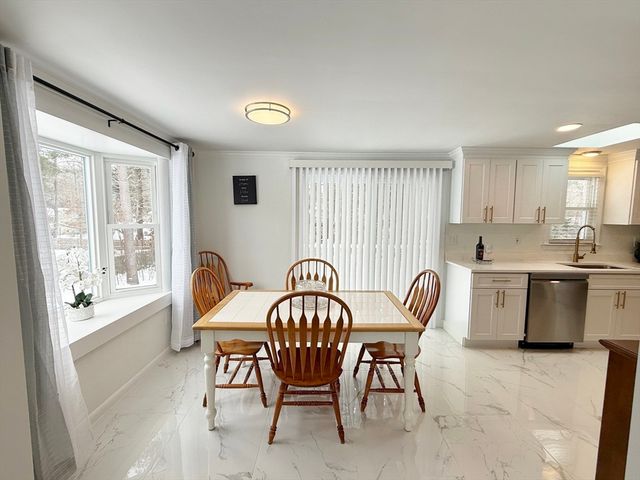 62 Duncan Rd, Stoughton, MA 02072