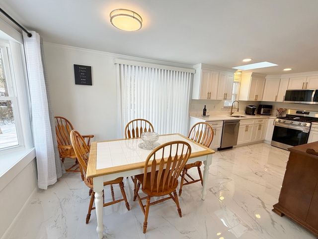 62 Duncan Rd, Stoughton, MA 02072