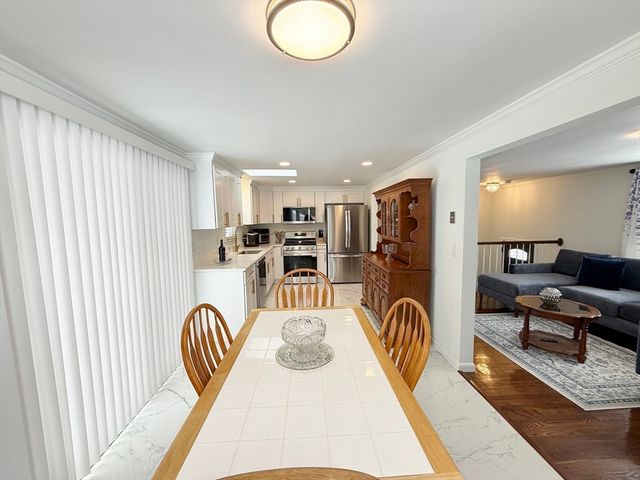 62 Duncan Rd, Stoughton, MA 02072