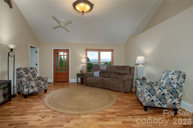 219 Sandalwood Drive, Whittier, NC 28789