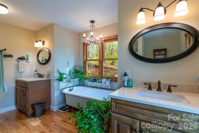 219 Sandalwood Drive, Whittier, NC 28789