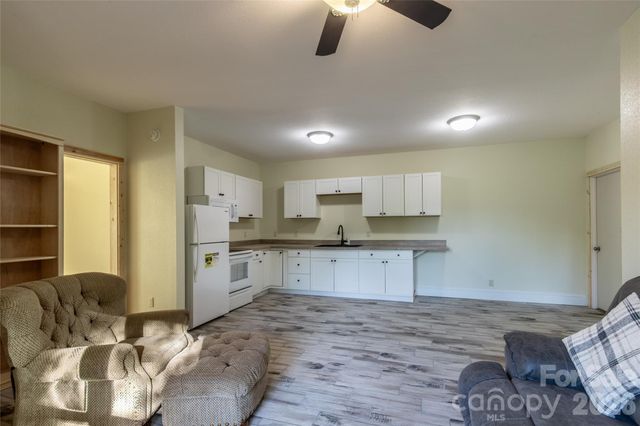 219 Sandalwood Drive, Whittier, NC 28789