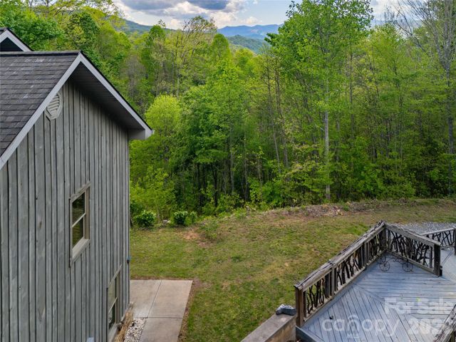 219 Sandalwood Drive, Whittier, NC 28789