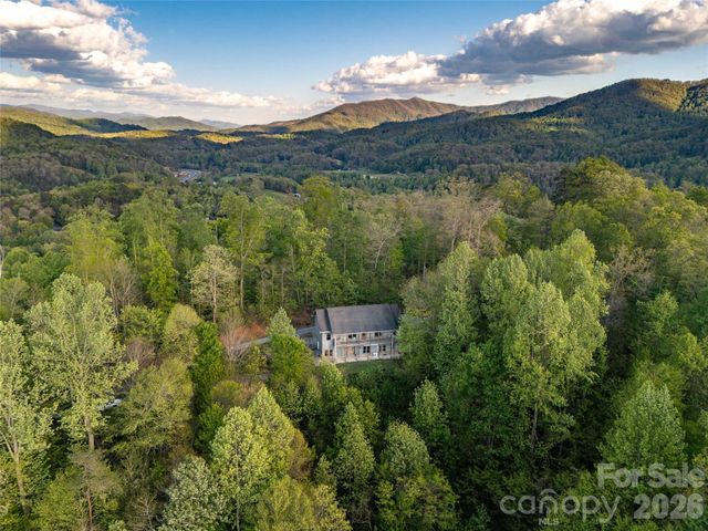 219 Sandalwood Drive, Whittier, NC 28789