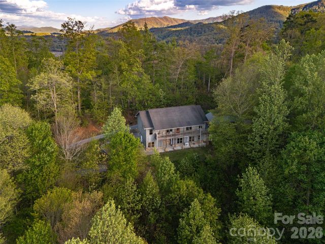 219 Sandalwood Drive, Whittier, NC 28789