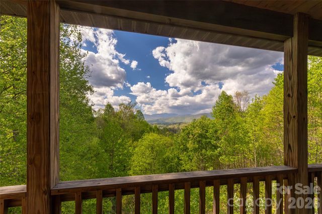 219 Sandalwood Drive, Whittier, NC 28789