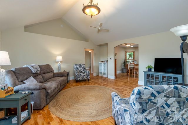 219 Sandalwood Drive, Whittier, NC 28789