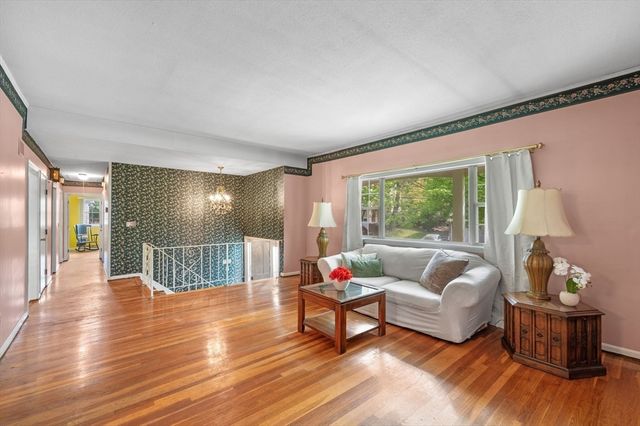 28 Audubon Road, Reading, MA 01867