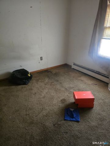 139 Clark Street B, Hartford, CT 06120