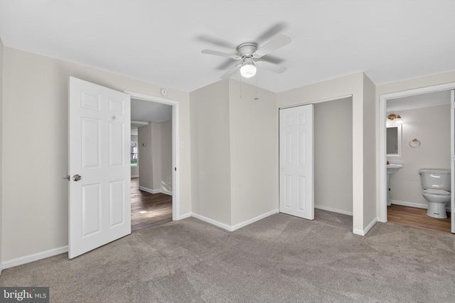 16 TYRONE AVE, New Castle, DE 19720