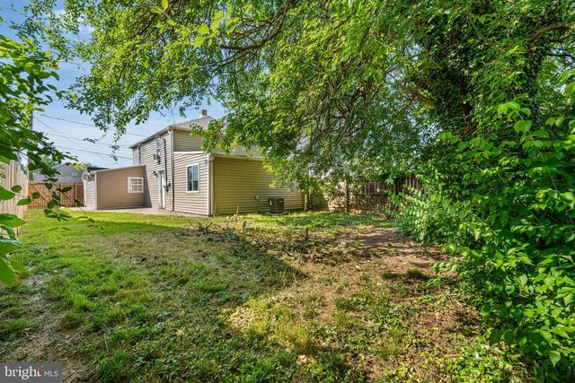 16 TYRONE AVE, New Castle, DE 19720