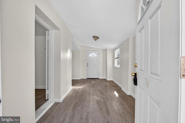 16 TYRONE AVE, New Castle, DE 19720