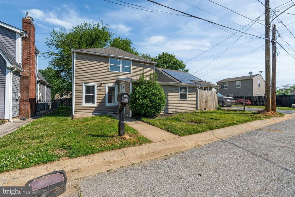 16 TYRONE AVE, New Castle, DE 19720