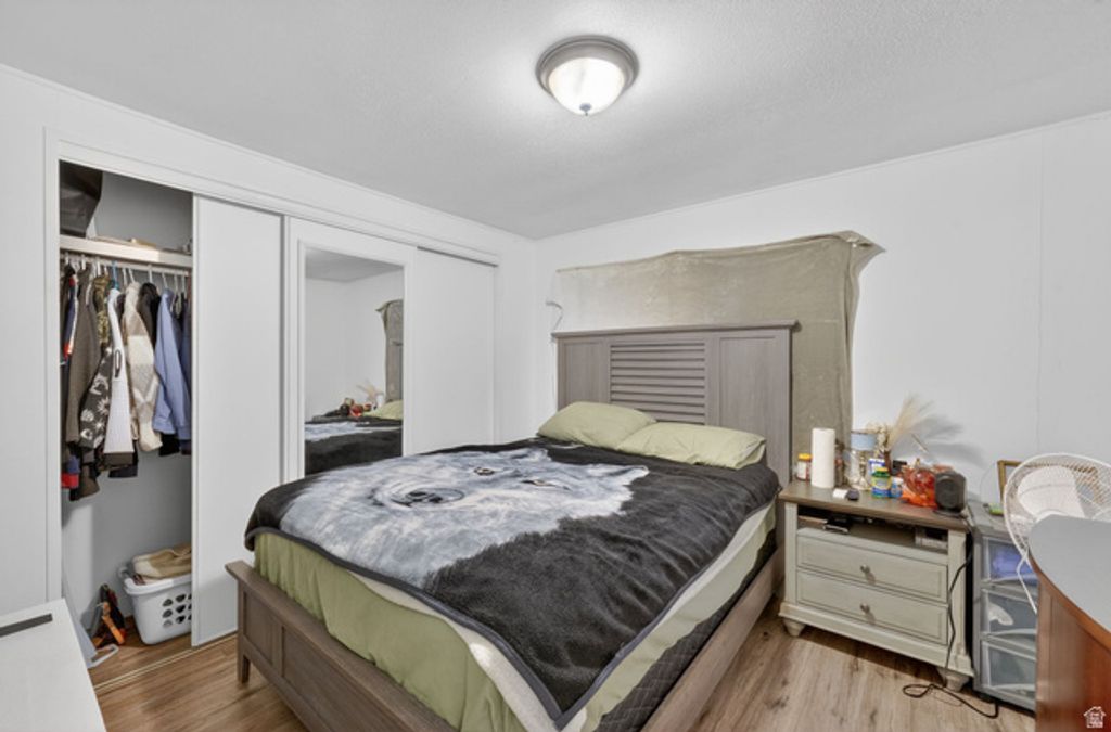 Image 14 of property listing at 262 E HIDDEN VIEW DR #94, Sandy, UT 84070