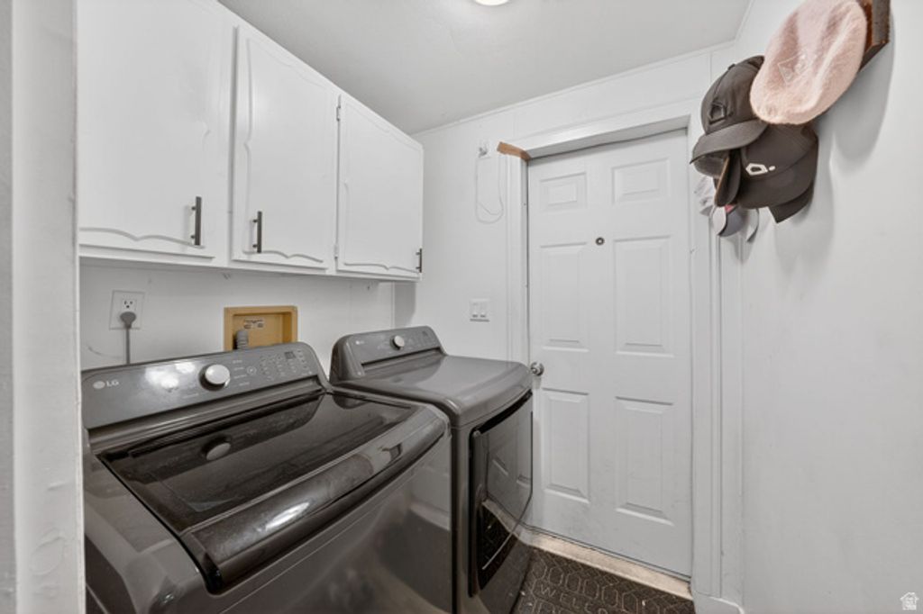 Image 8 of property listing at 262 E HIDDEN VIEW DR #94, Sandy, UT 84070