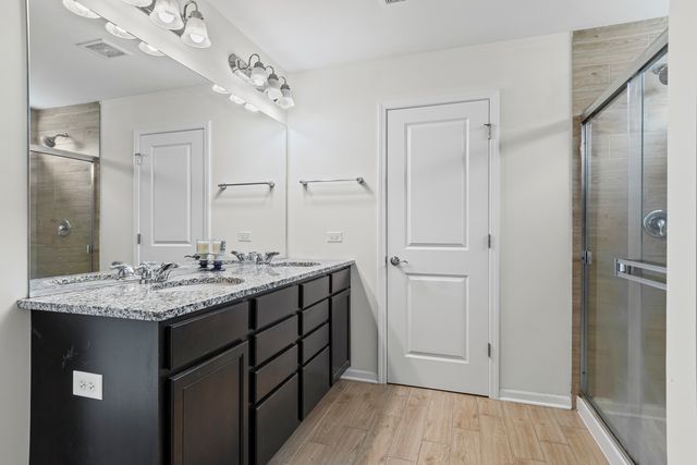 2404 Coastal Sage Court, Naperville, IL 60563