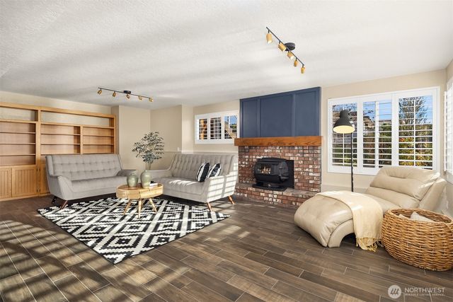 9219 60th Avenue W, Mukilteo, WA 98275