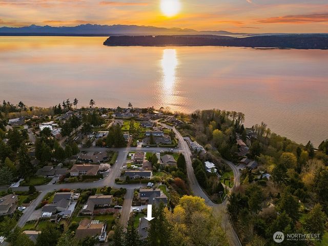 9219 60th Avenue W, Mukilteo, WA 98275