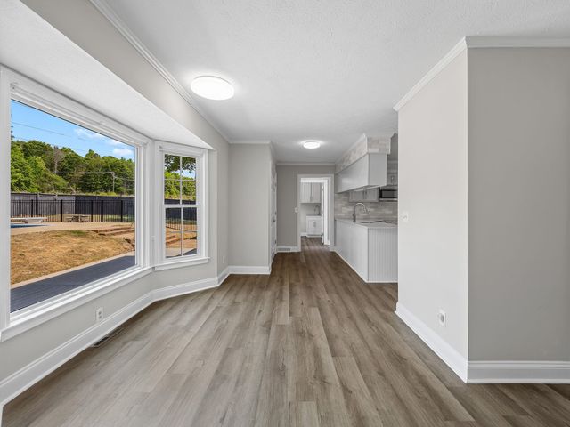 5 Staten Lane, Taylors, SC 29687