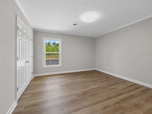 5 Staten Lane, Taylors, SC 29687