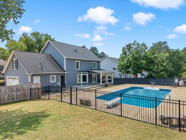 5 Staten Lane, Taylors, SC 29687