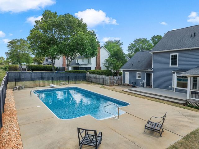5 Staten Lane, Taylors, SC 29687