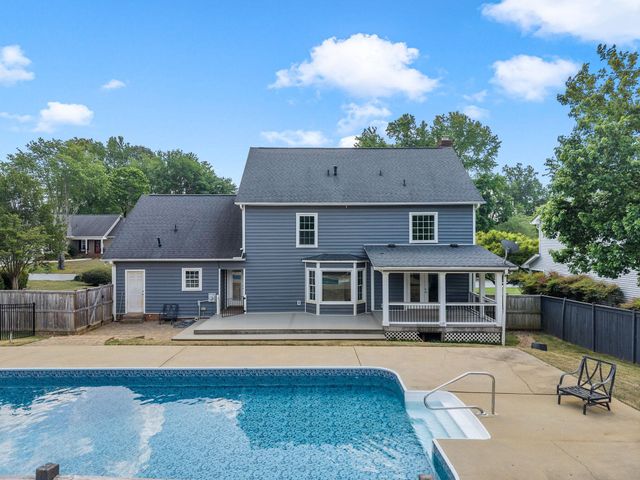 5 Staten Lane, Taylors, SC 29687