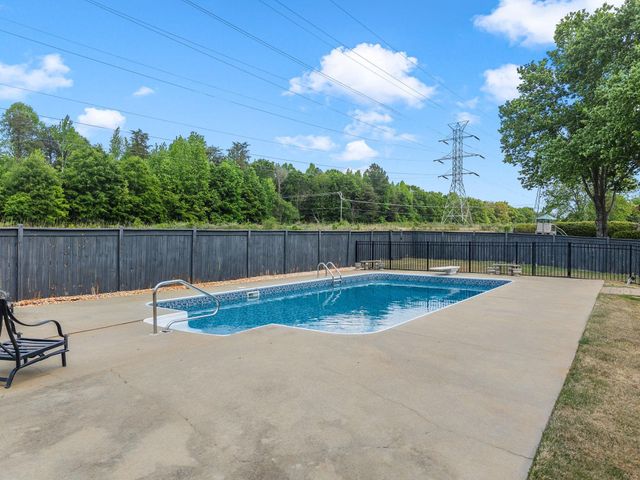 5 Staten Lane, Taylors, SC 29687