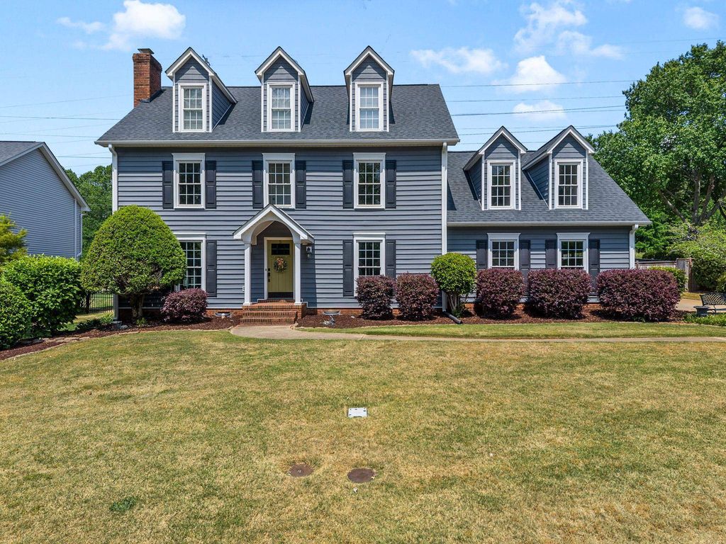 5 Staten Lane, Taylors, SC 29687