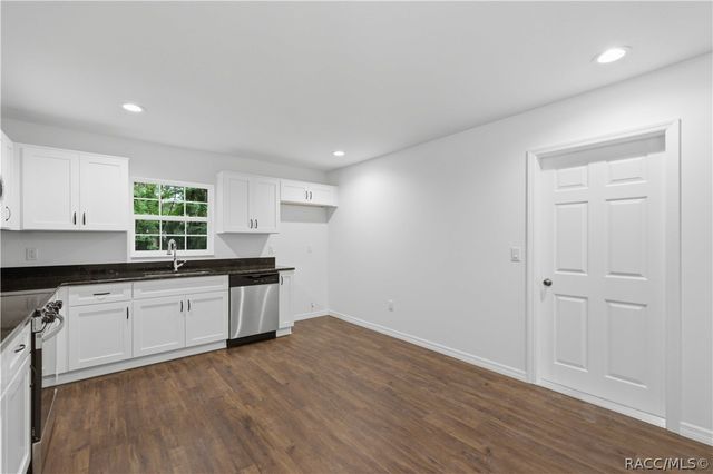 21 River Trail Drive, Inglis, FL 34449