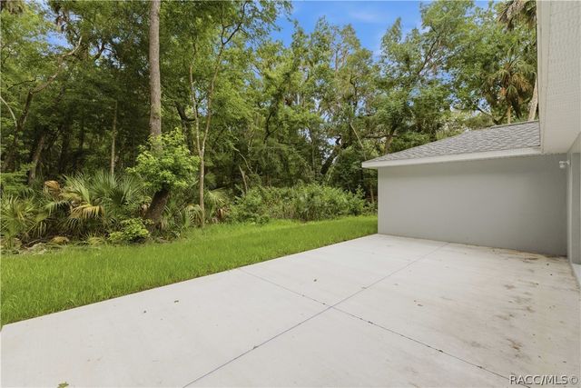 21 River Trail Drive, Inglis, FL 34449