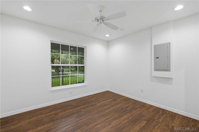 21 River Trail Drive, Inglis, FL 34449