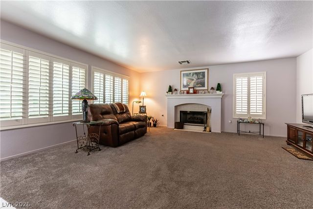 5736 Willowcreek Road, North Las Vegas, NV 89031