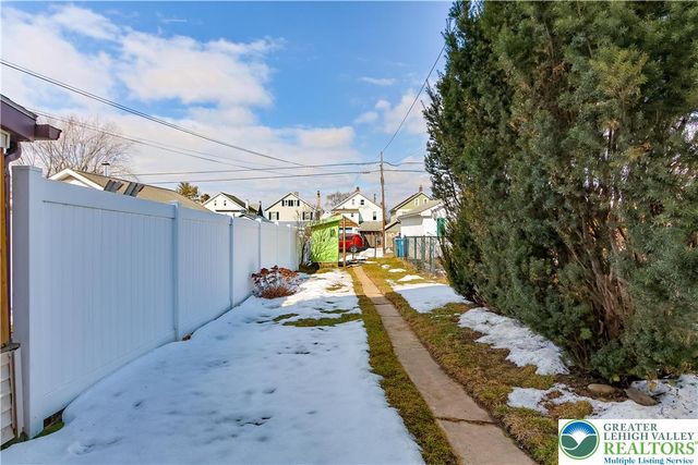 455 East 11th Street, Northampton Boro, PA 18067