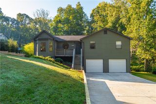 2387 Mohawk Trail, Acworth, GA 30102