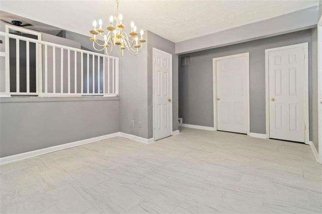 6925 CAINWOOD Drive, Atlanta, GA 30349