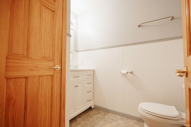 8425 Gun Club Road, Mount Vernon, IN 47620