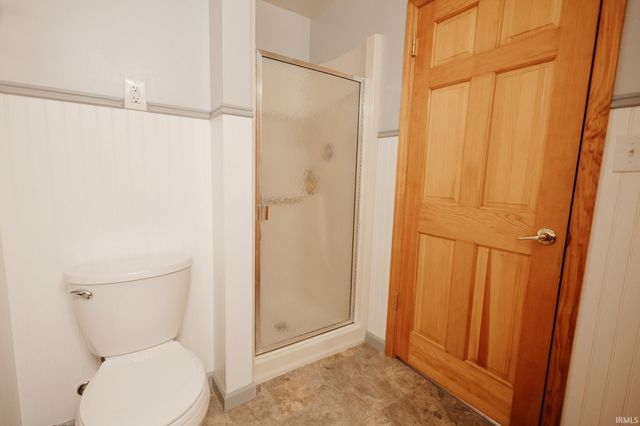 8425 Gun Club Road, Mount Vernon, IN 47620