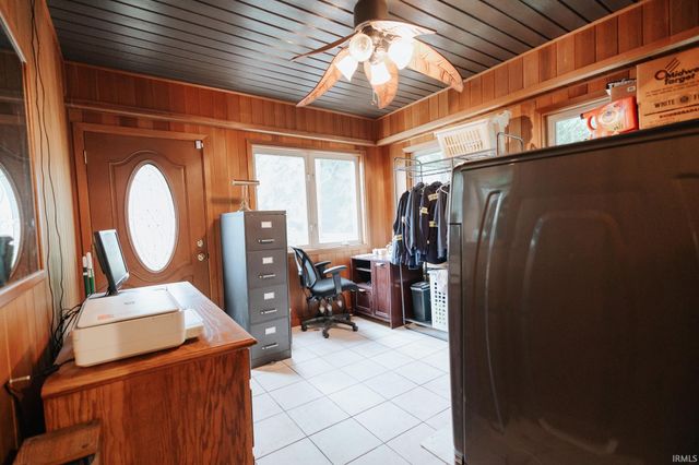 8425 Gun Club Road, Mount Vernon, IN 47620