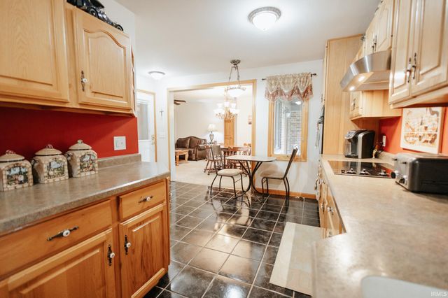 8425 Gun Club Road, Mount Vernon, IN 47620