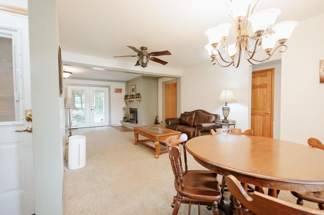 8425 Gun Club Road, Mount Vernon, IN 47620