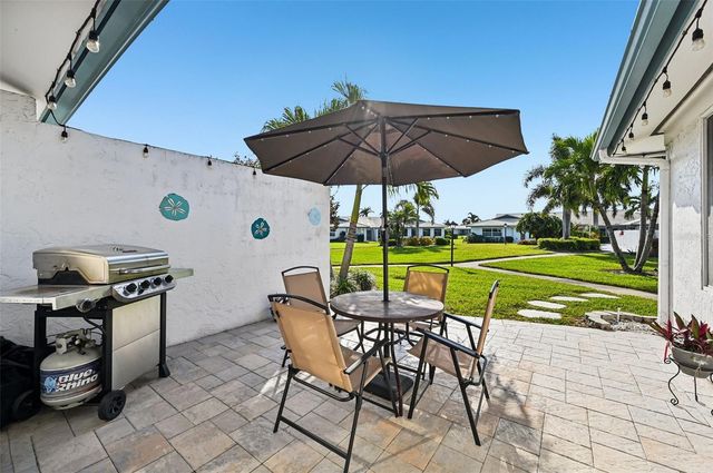 7315 8TH AVENUE W, Bradenton, FL 34209