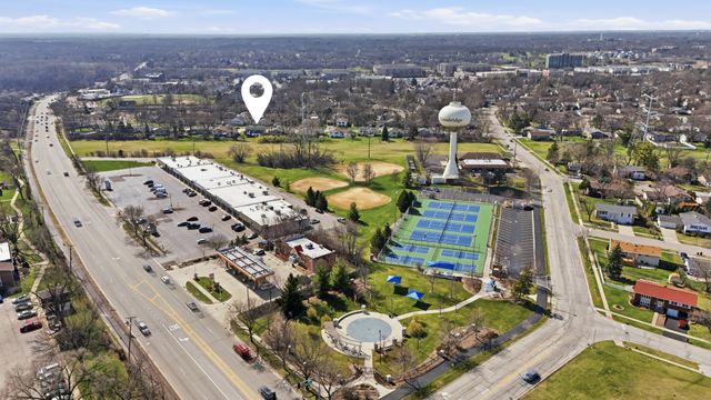 6717 Patton Drive, Woodridge, IL 60517