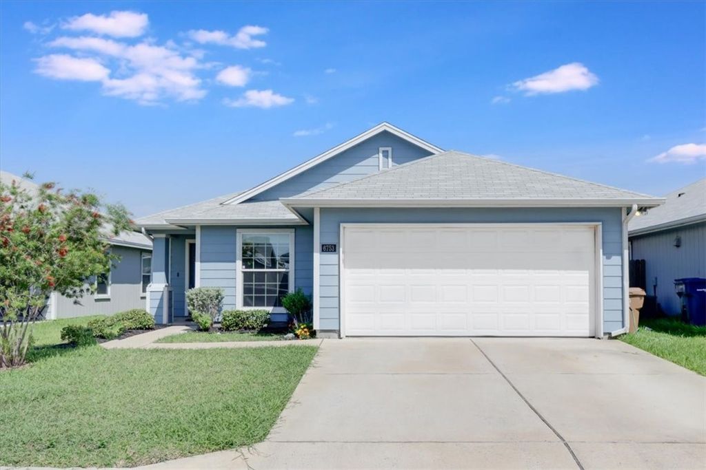 6753 Mikayla St, Corpus Christi, TX 78413