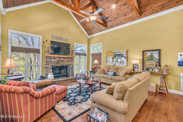 26 Co Rd 262, Iuka, MS 38852