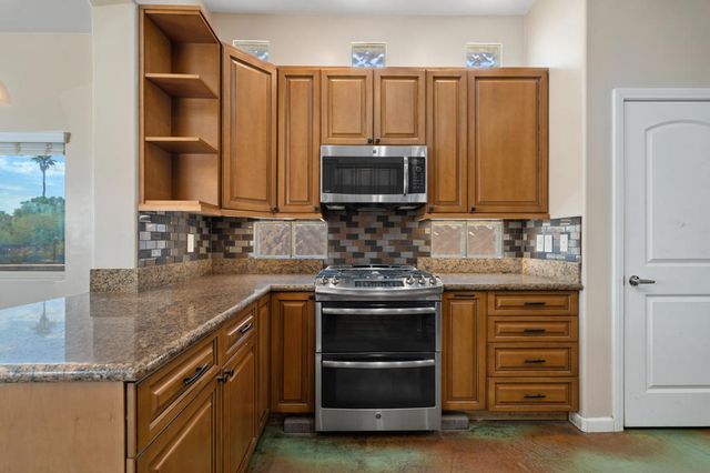 27325 Ventura Drive, Cathedral City, CA 92234