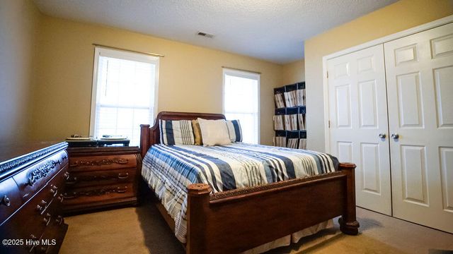 637 Hillside Drive, Wilmington, NC 28412
