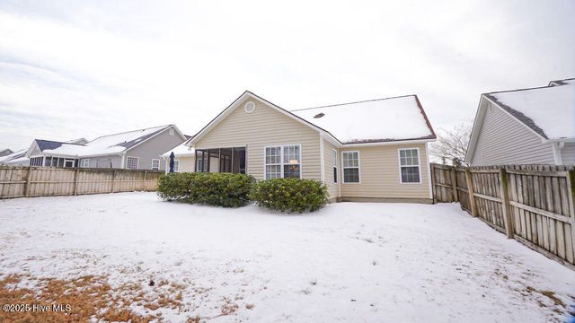 637 Hillside Drive, Wilmington, NC 28412